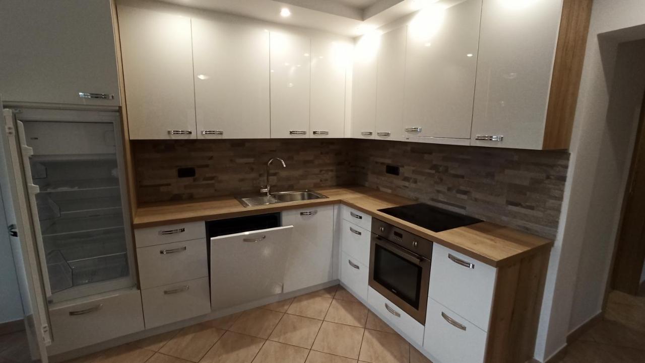 Apartma Apollonio Crni Kal ภายนอก รูปภาพ